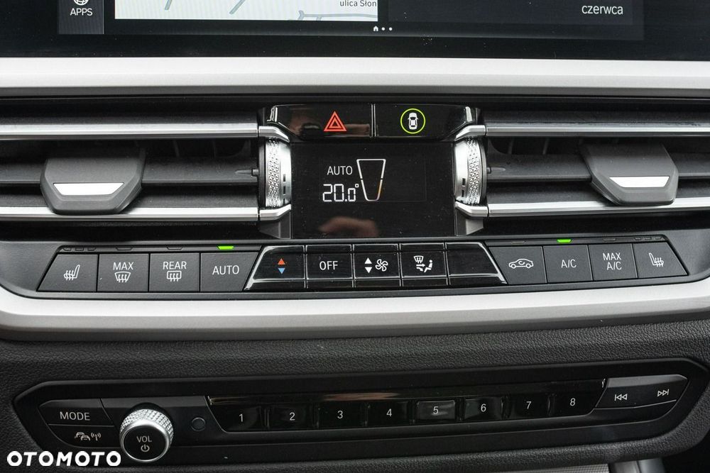 BMW Seria 3 318i - 13