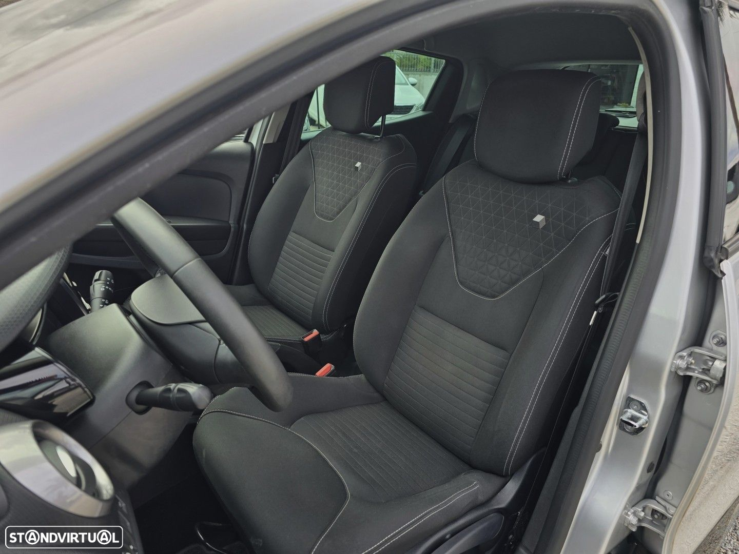 Renault Clio 1.5 dCi Limited - 31