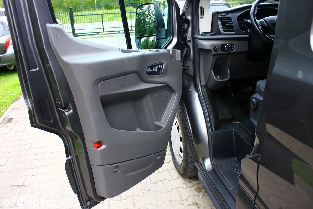 Ford TRANSIT 2.0 TDCI 170KM AUTOMAT L2H2 BLASZAK 3 OSOBOWY NAVIGACJA KAMERA - 17