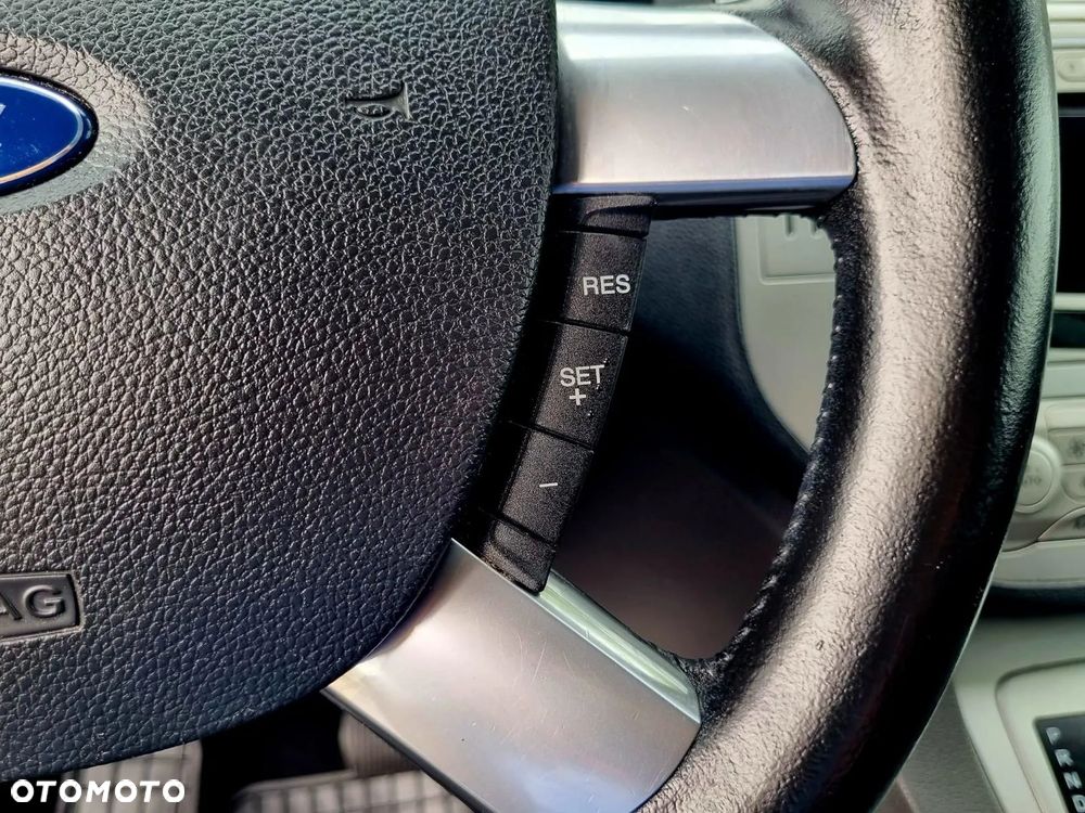 Ford Kuga 2.0 TDCi 4WD Trend - 31