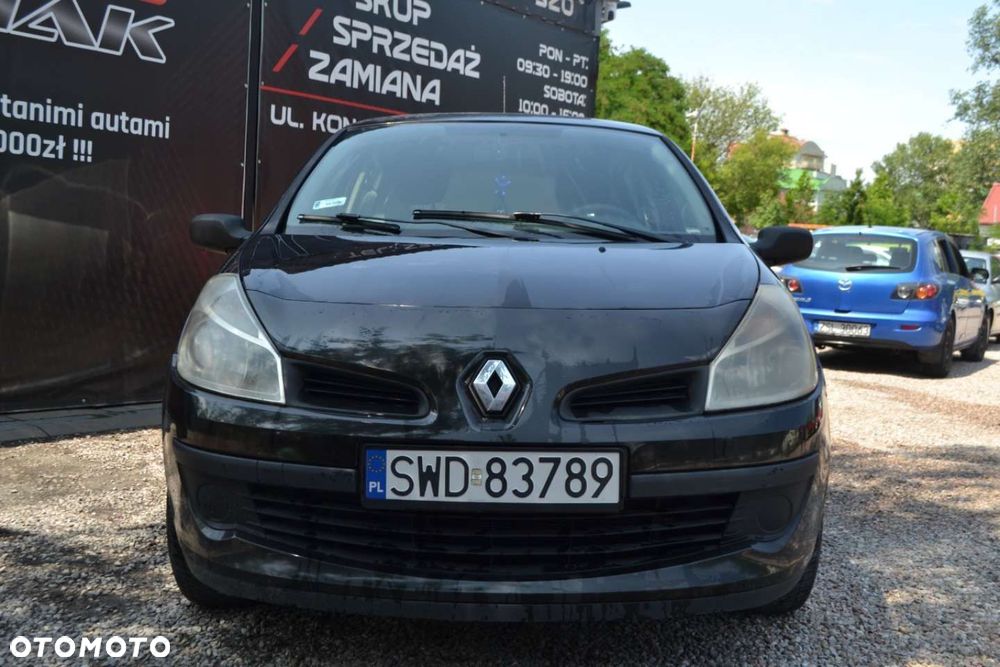 Renault Clio - 2