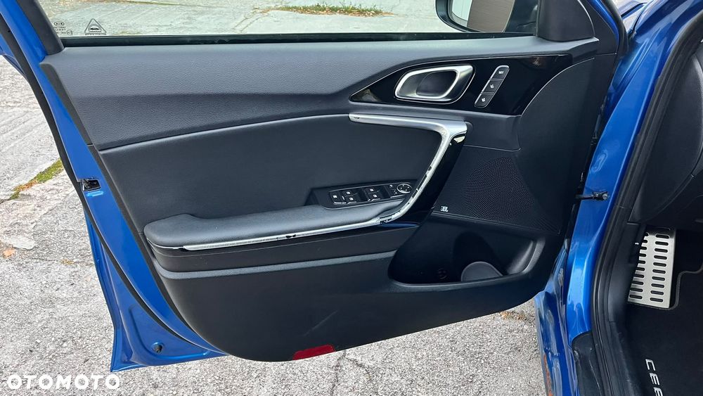 Kia Ceed 1.6 CRDi 136 DCT ISG Platinum Edition - 14