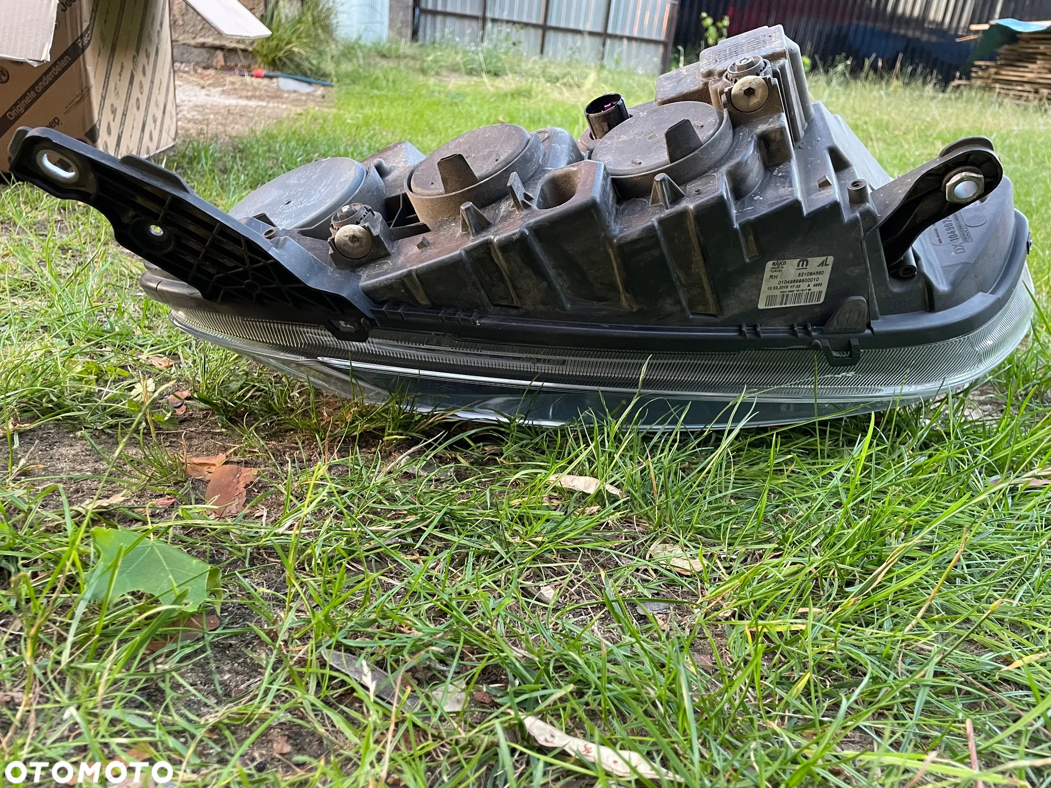 Lampa przednia prawa FIAT DOBLO 2009 - 2024 - 3