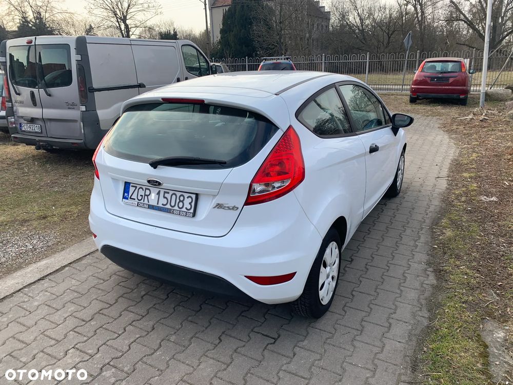 Ford Fiesta - 3