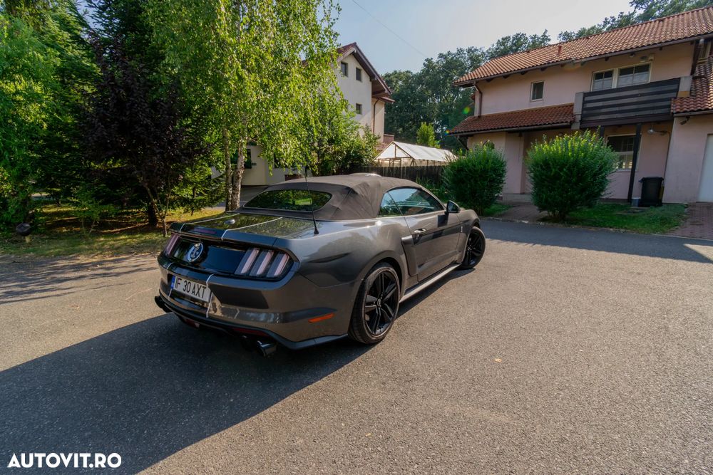 Ford Mustang - 11