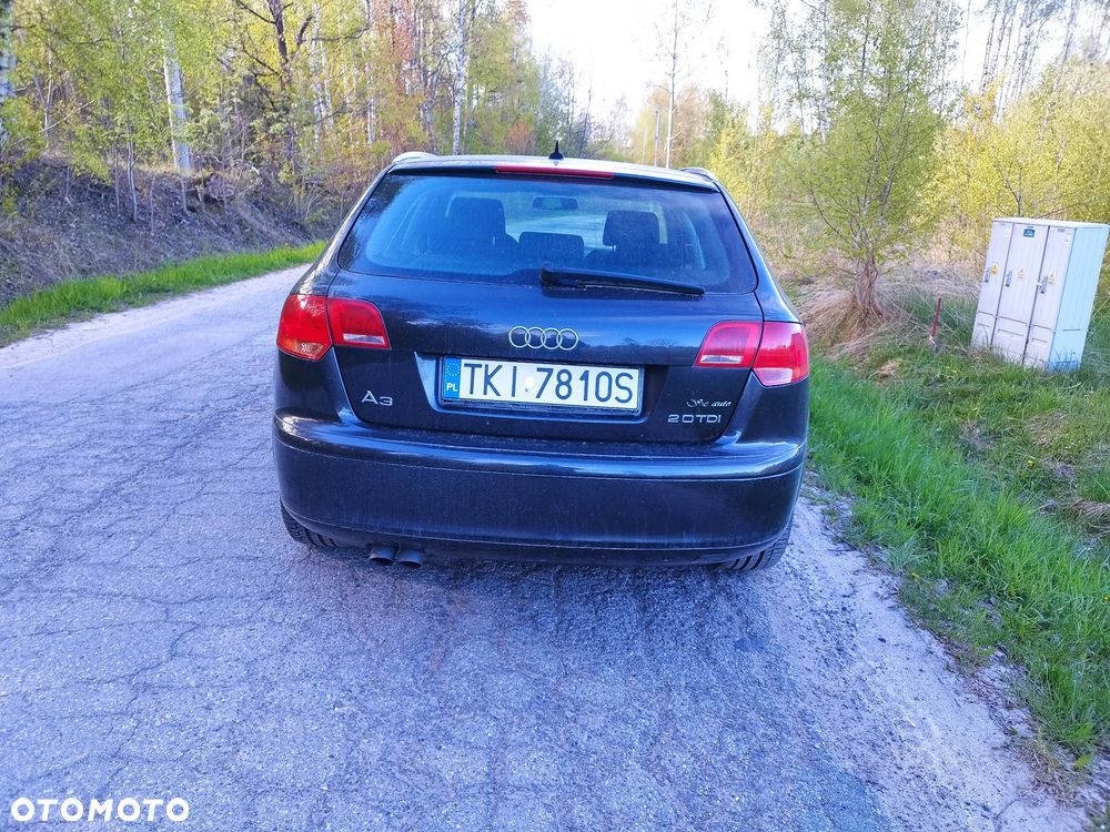 Audi A3 Sportback 2.0 TDI Ambiente - 5