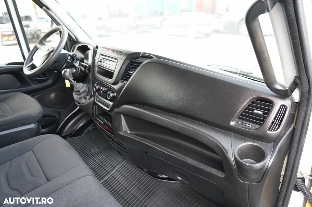 Iveco DAILY 35-130 / AUTOBUZ / 7 LOCURI / TABLĂ / DUBIȚĂ / IMPORTAT - 31