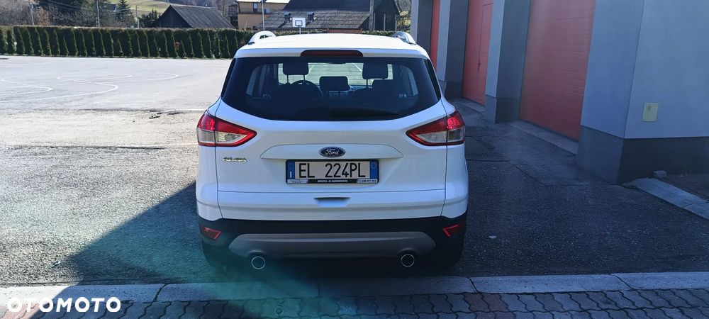 Ford Kuga 2.0 TDCi 2x4 Titanium - 6
