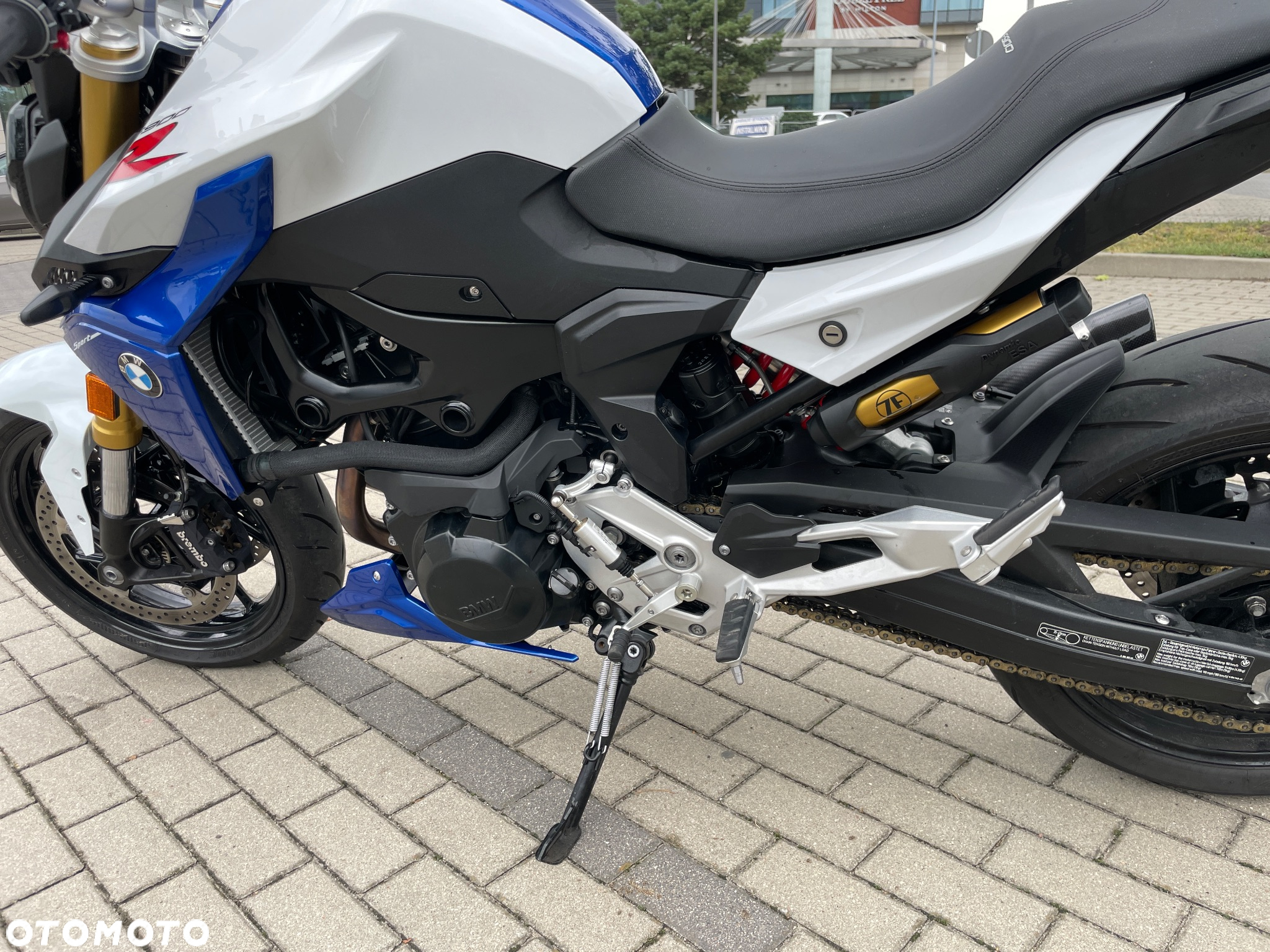 BMW F - 3