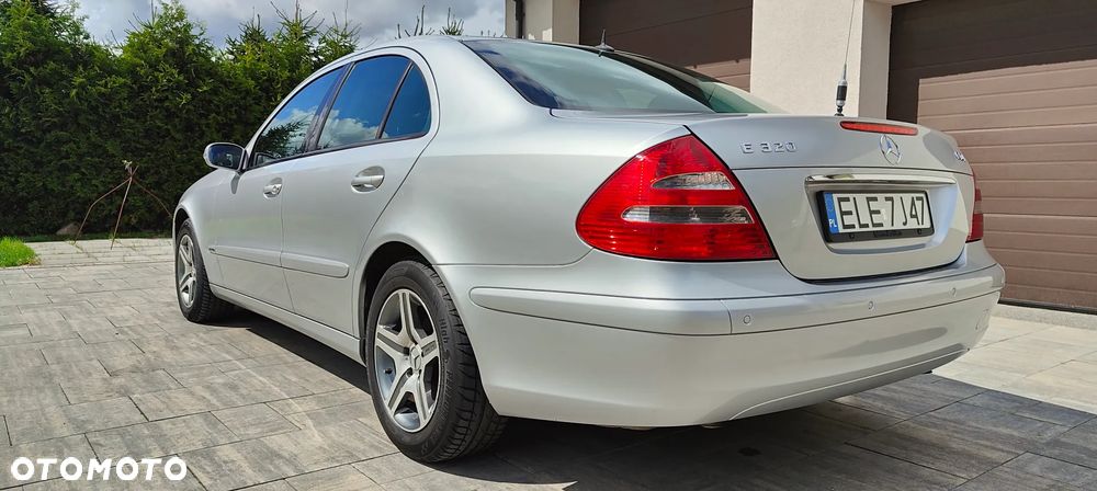 Mercedes-Benz Klasa E 320 CDI Classic DPF - 5