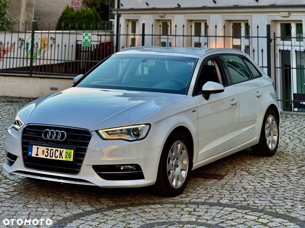 Audi A3 Limousine 2.0 TDI quattro Attraction - 1