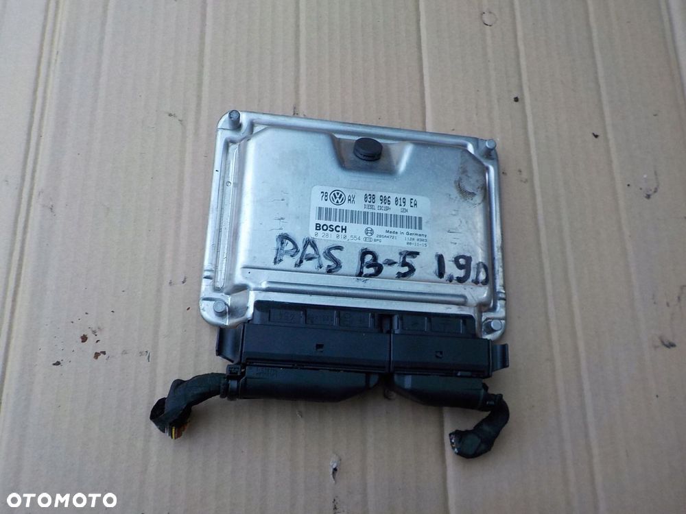 sterownik silnika vw passat b5 1,9 tdi 038906019EA - 1