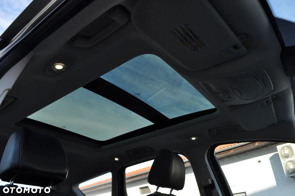 Ford Kuga 1.6 EcoBoost 4WD Titanium Plus - 23