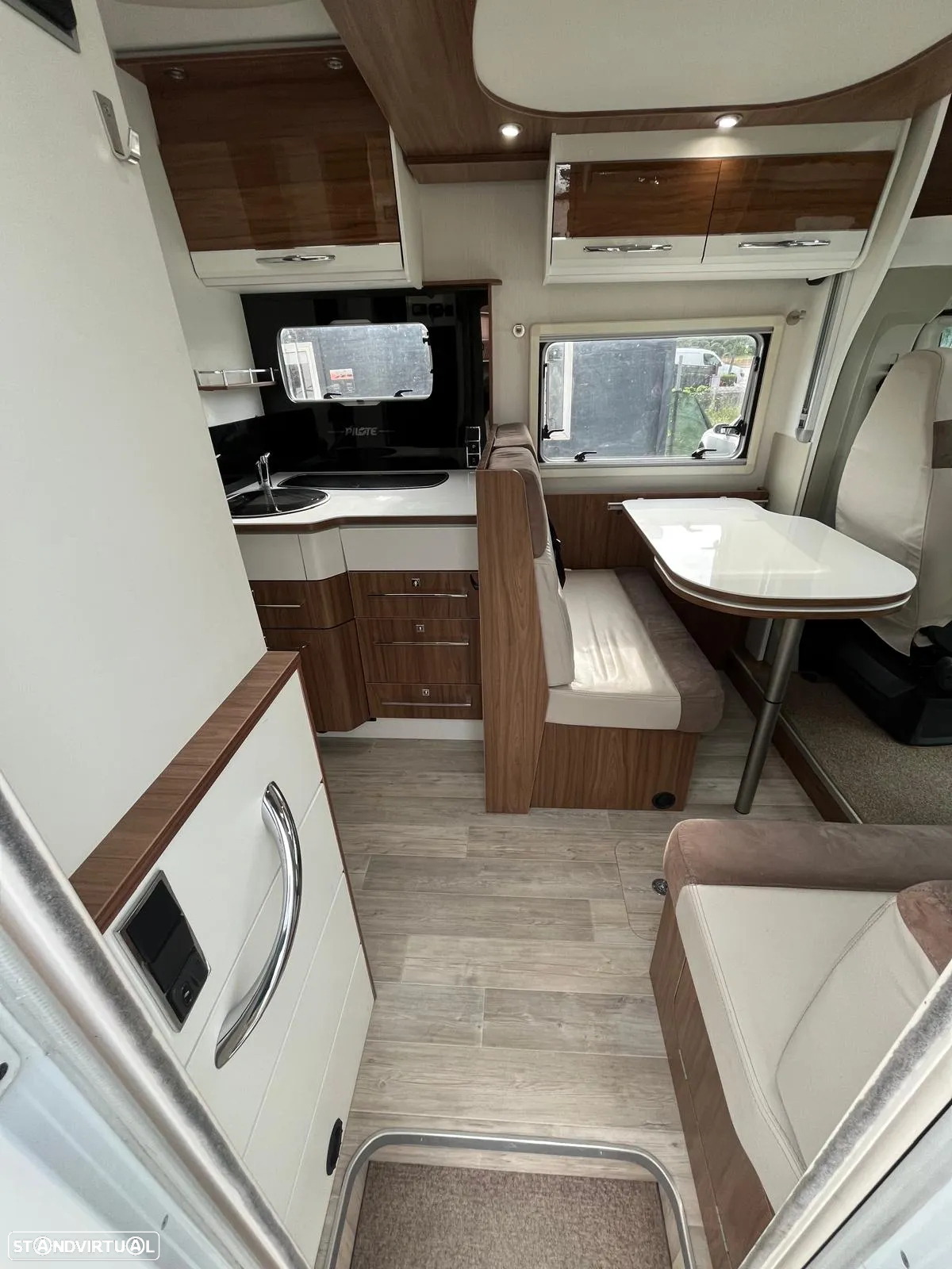 Pilote Essential 746 - 7