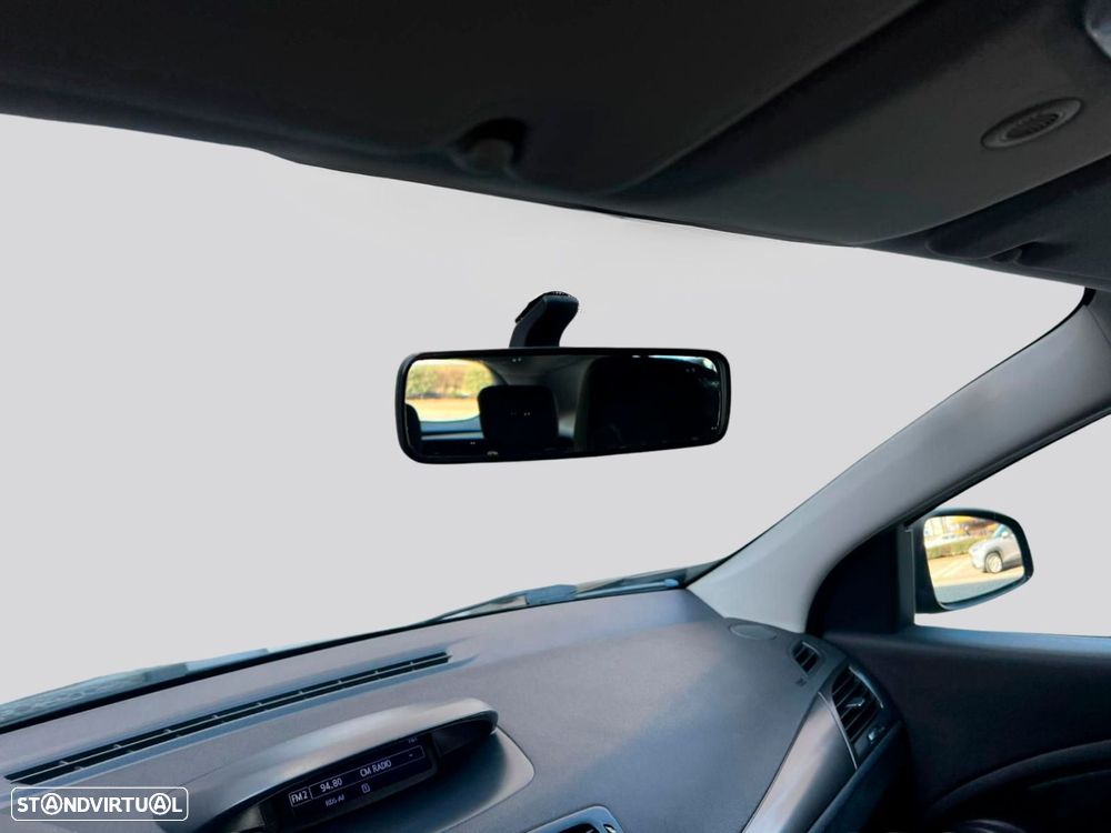 Renault Mégane Sport Tourer - 25