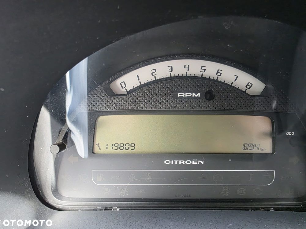 Citroen C2 2008 photo 5