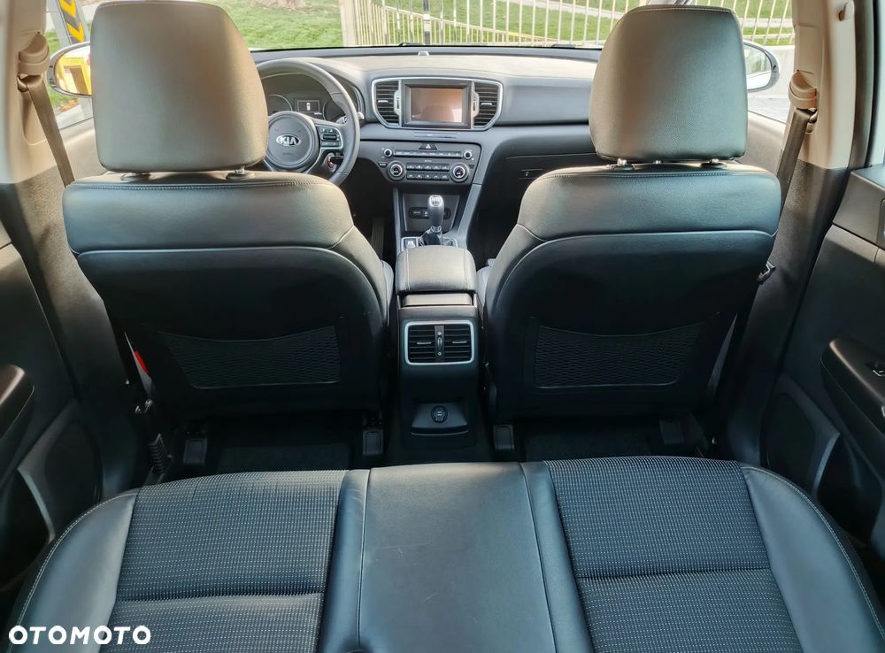 Kia Sportage 1.7 CRDI 2WD Vision - 11