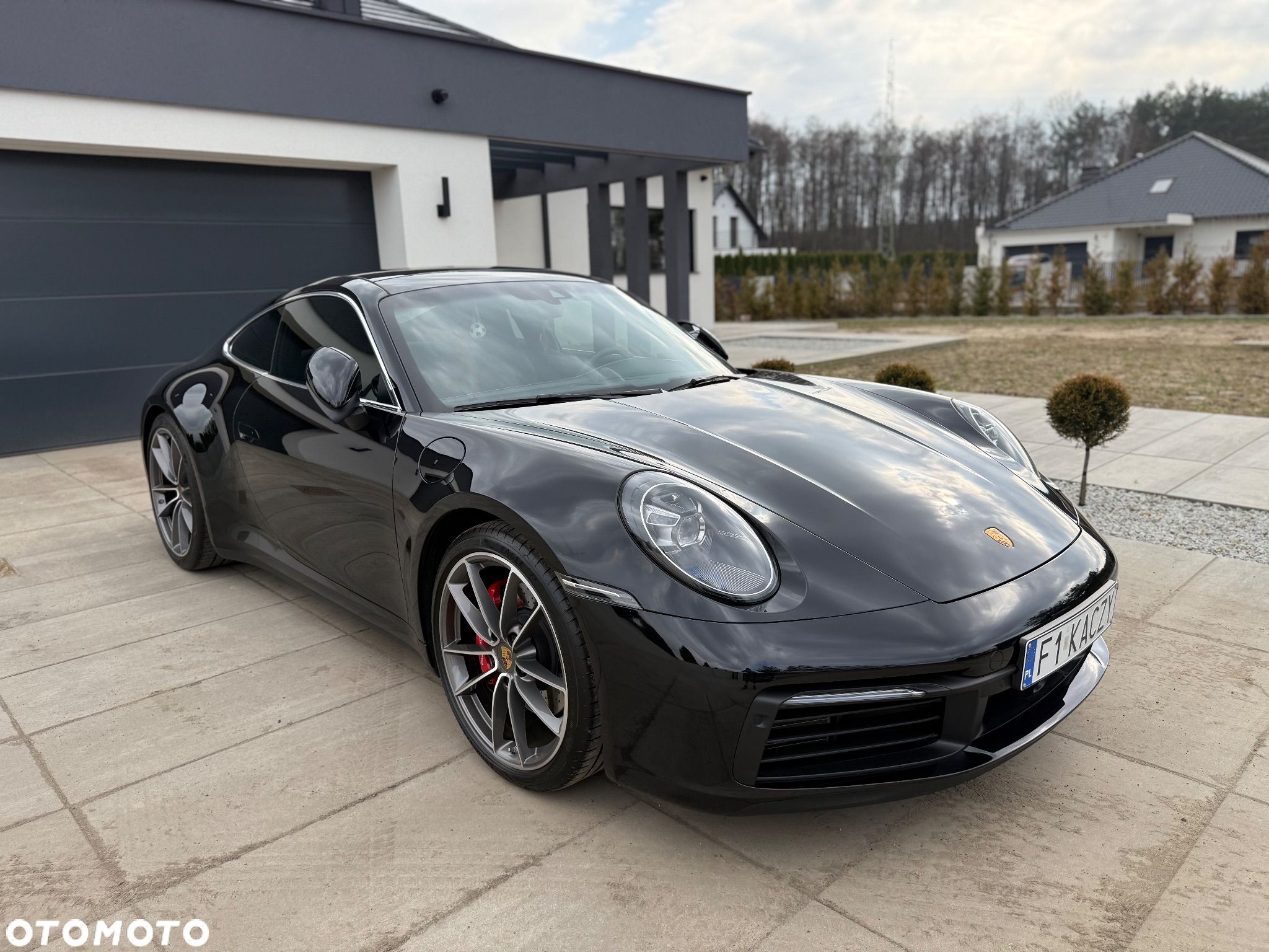 Porsche 911 Carrera 4S - 1