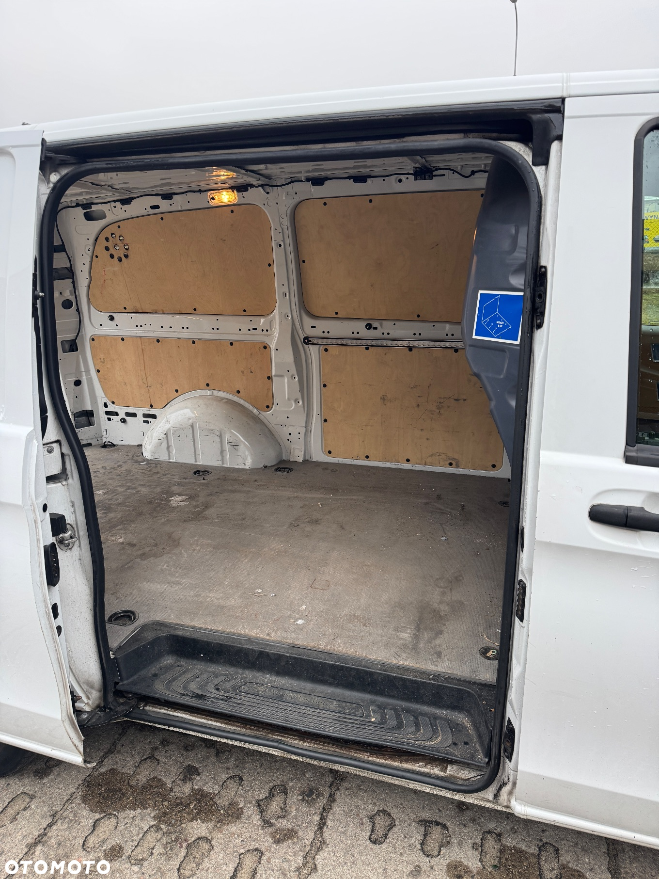 Mercedes-Benz Vito - 16