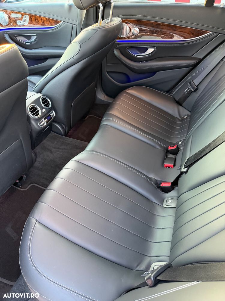 Mercedes-Benz E 200 9G-TRONIC Exclusive - 10