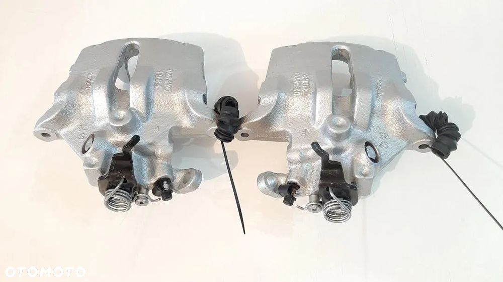 Zacisk Przód Lewy Prawy Citroen C5 I II 1 2 - 2