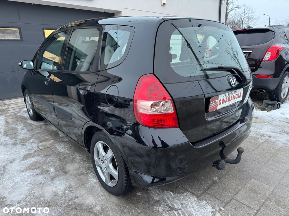 Honda Jazz 1.4 CVT LS - 25