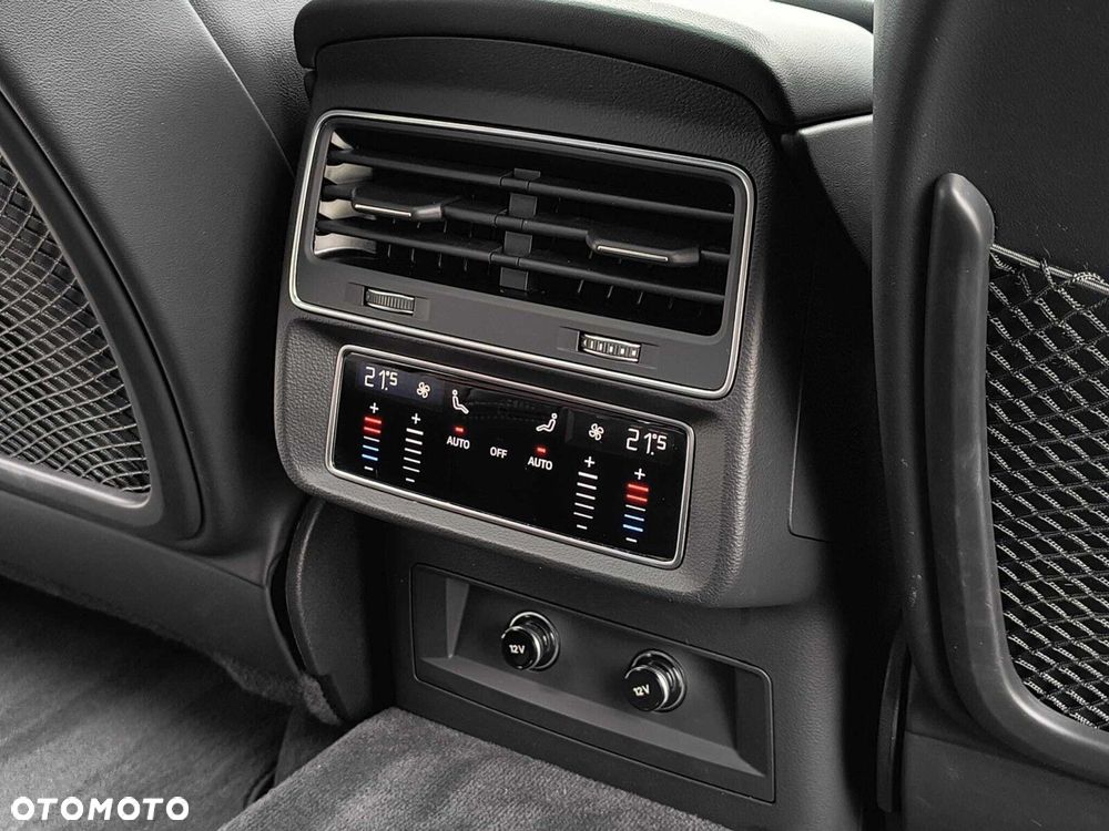 Audi Q8 55 TFSI mHEV Quattro Tiptronic - 15
