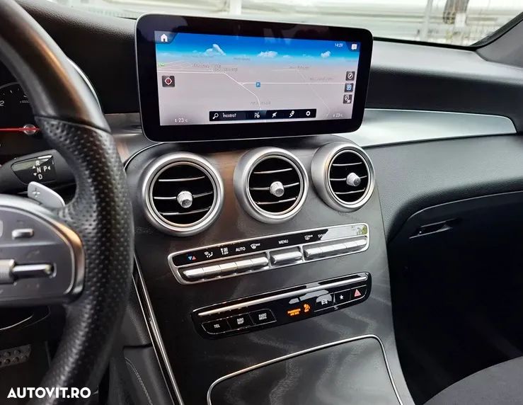 Mercedes-Benz GLC 220 d 4Matic 9G-TRONIC AMG Line Plus - 32