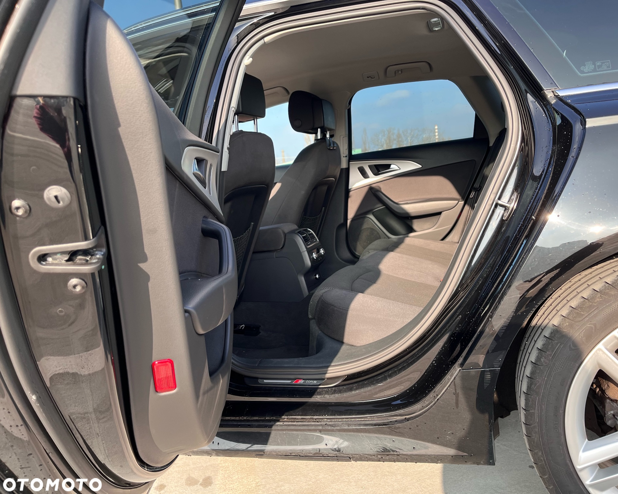 Audi A6 Avant 2.0 TDI Ultra S tronic - 24