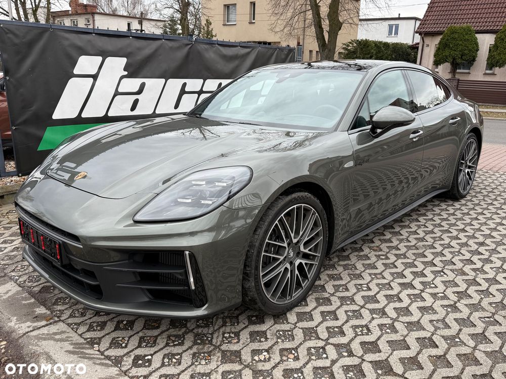 Porsche Panamera 4 E-Hybrid Executive - 1