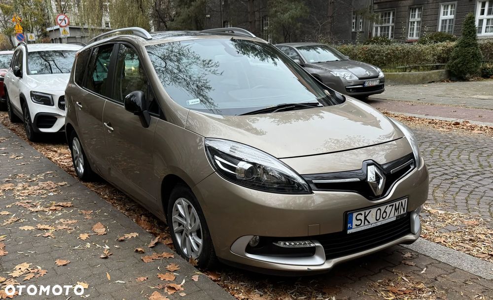 Renault Grand Scenic - 1