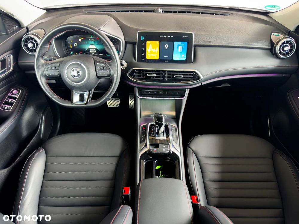 MG HS 1.5 T-GDI Exclusive DCT - 17