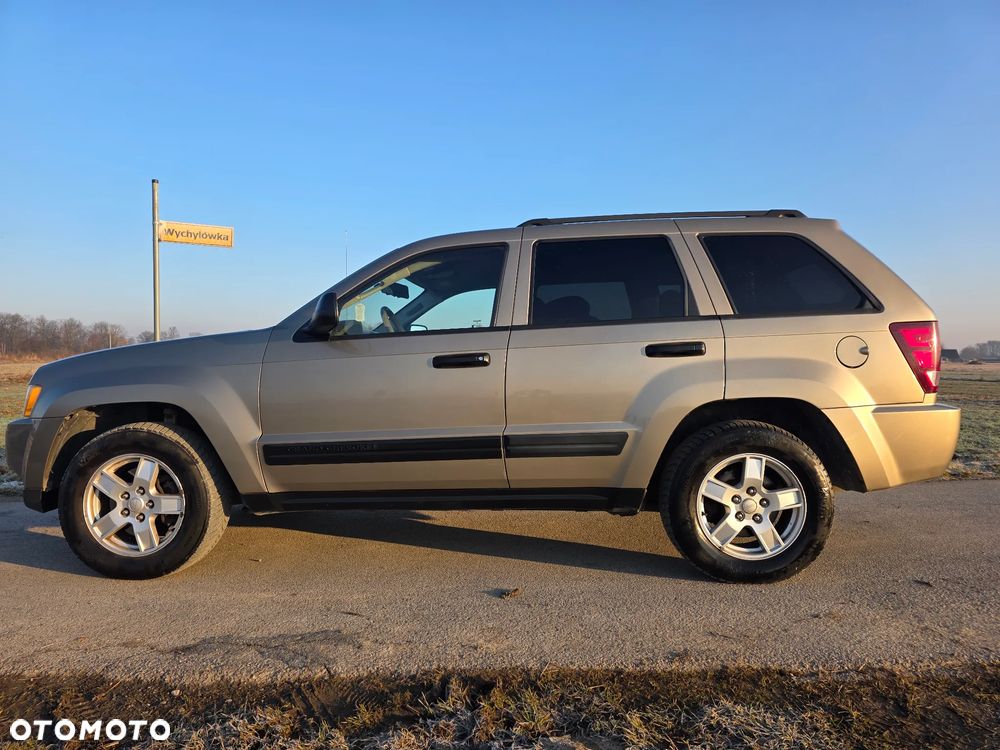 Jeep Grand Cherokee - 28