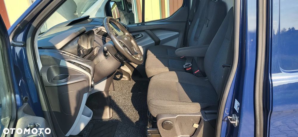 Ford Transit Custom - 22