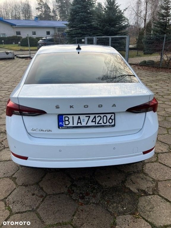 Skoda Octavia 2.0 TDI Ambition DSG - 6