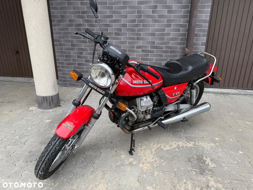 Moto Guzzi V7 - 5
