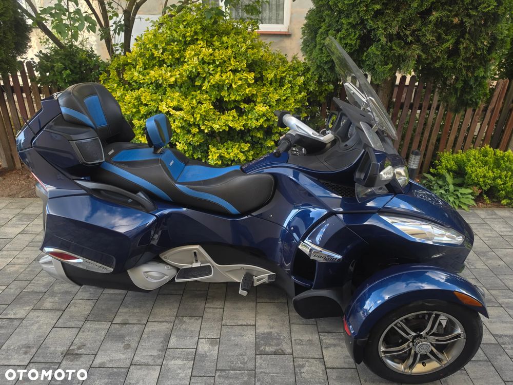 Can-Am Spyder - 3