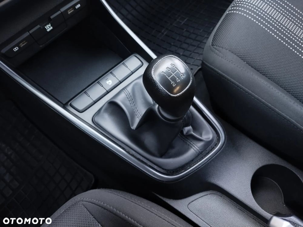 Hyundai i20 1.2 Classic Plus - 11