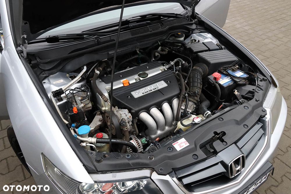 Honda Accord 2.0 i Executive - 37