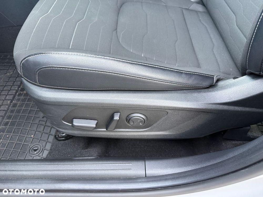 Kia Sportage 1.6 T-GDI Anniversary 2WD DCT - 19