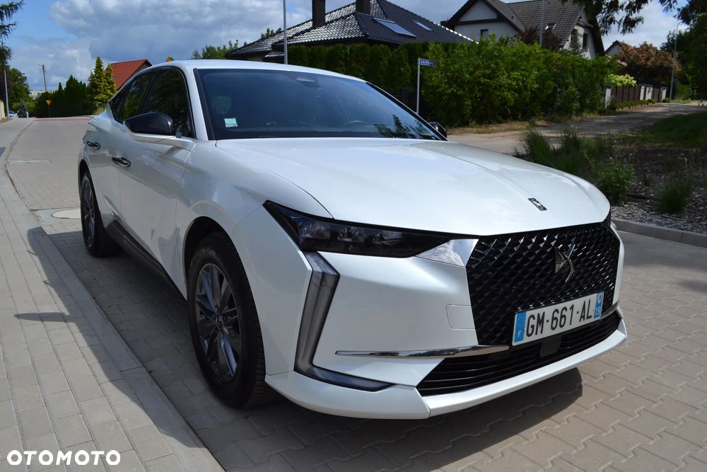 DS Automobiles DS 4
