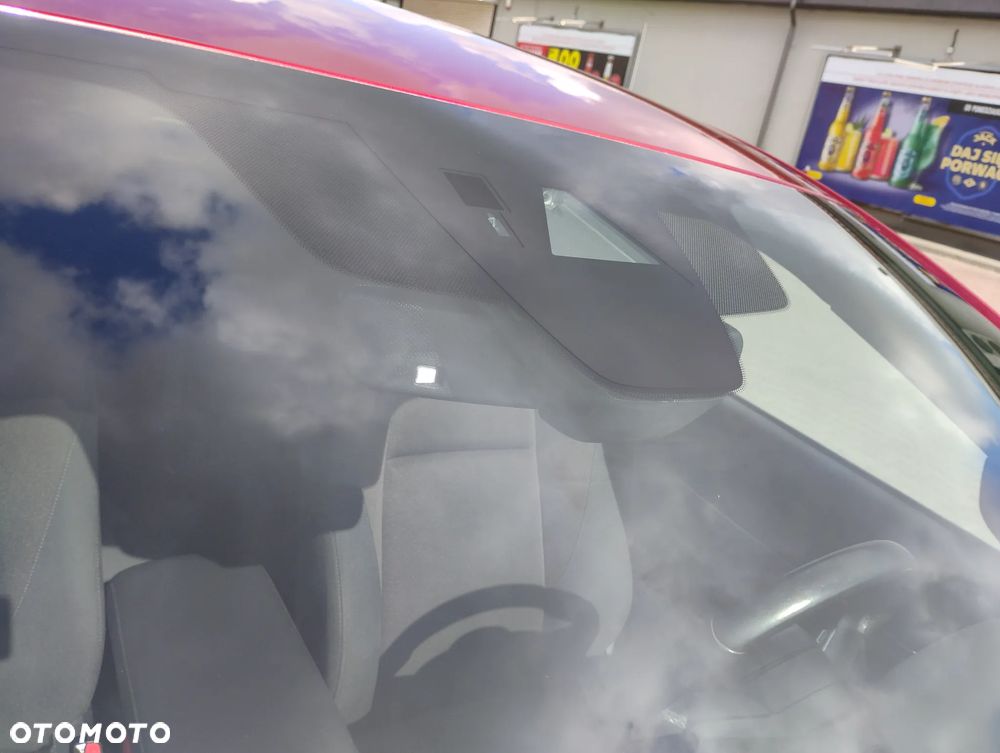 Mazda 3 e-SKYACTIV-G 150 M HYBRID EXCLUSIVE-LINE - 20