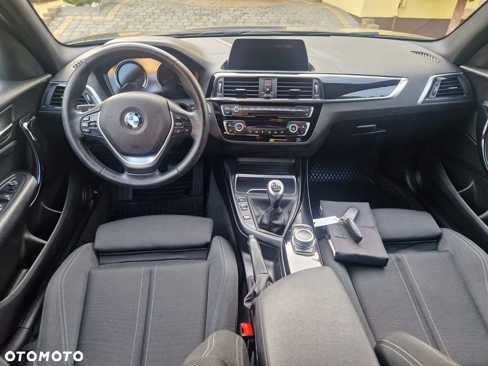 BMW Seria 1 118i GPF Sport Line Shadow - 9