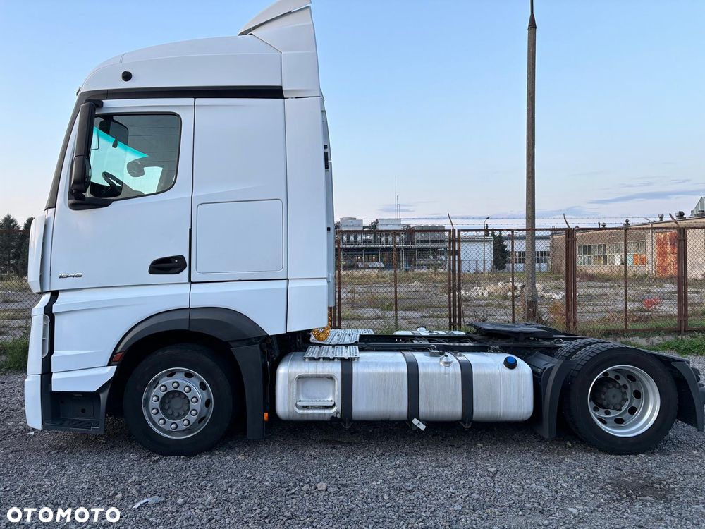 Mercedes-Benz ACTROS - 4
