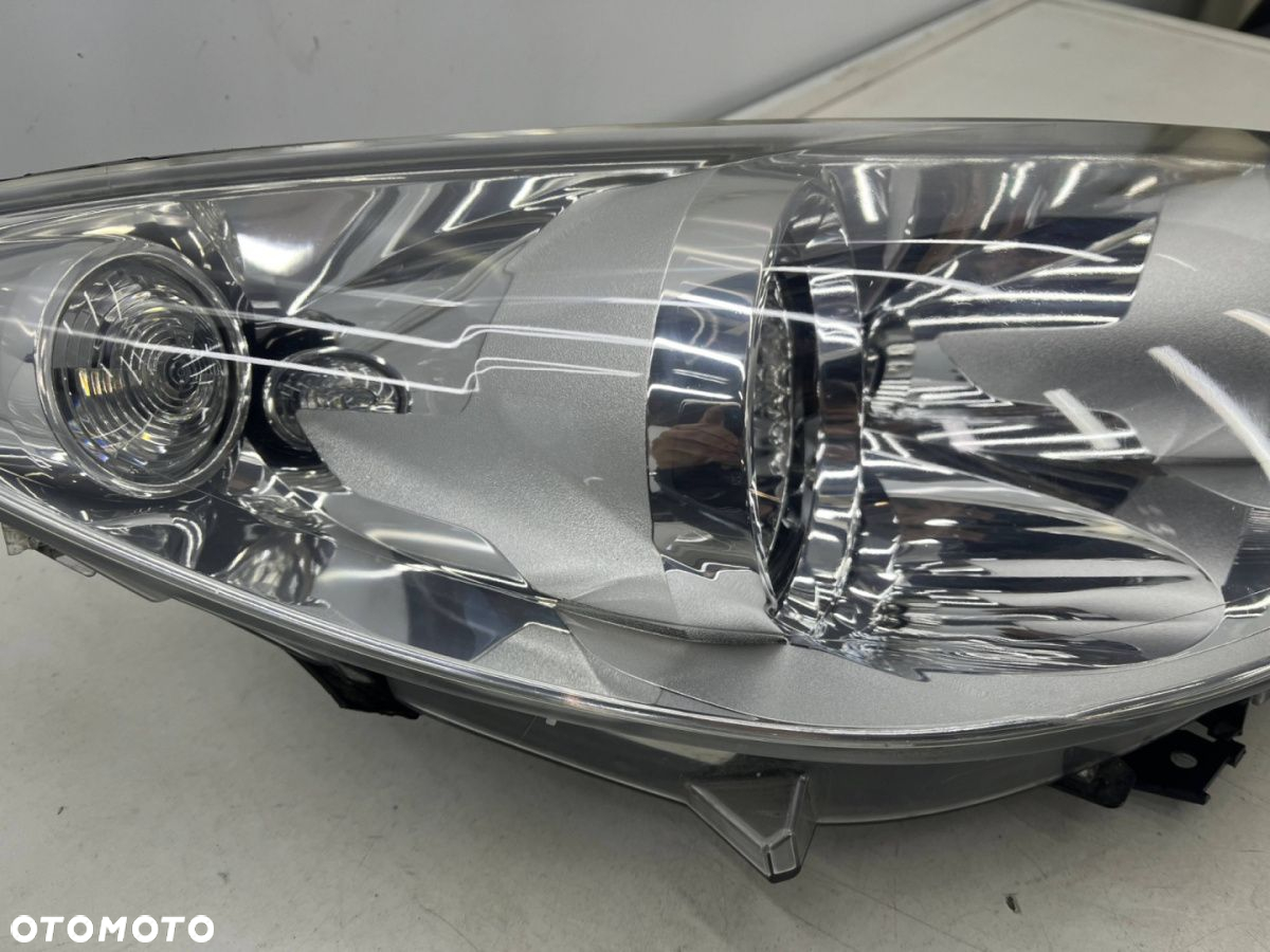 Lampa reflektor Peugeot 308 I T7 Lift 11-13r. Peugeot RCZ Lift PRAWA przednia zwykła H7 9674039780 - 8