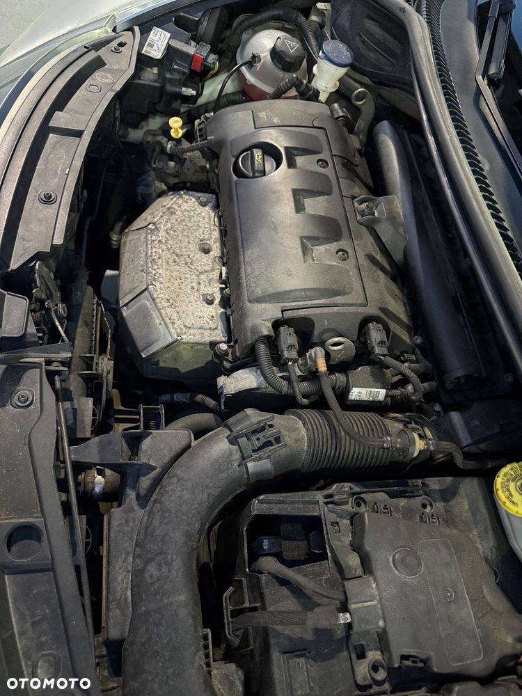 Peugeot 207 CC - 37