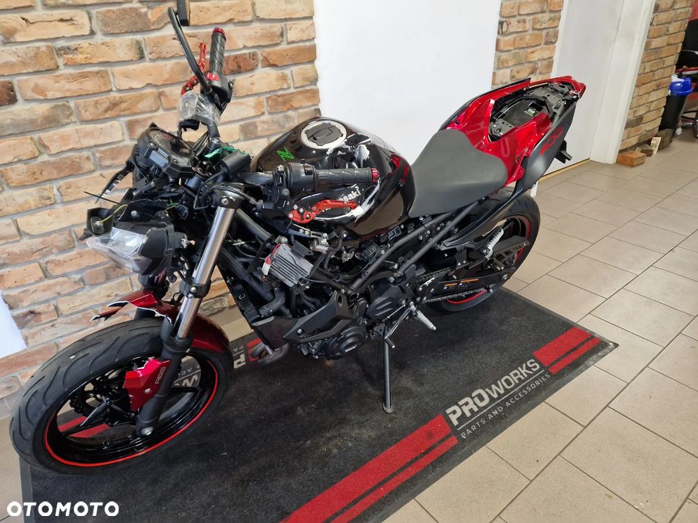 Kawasaki Z - 6