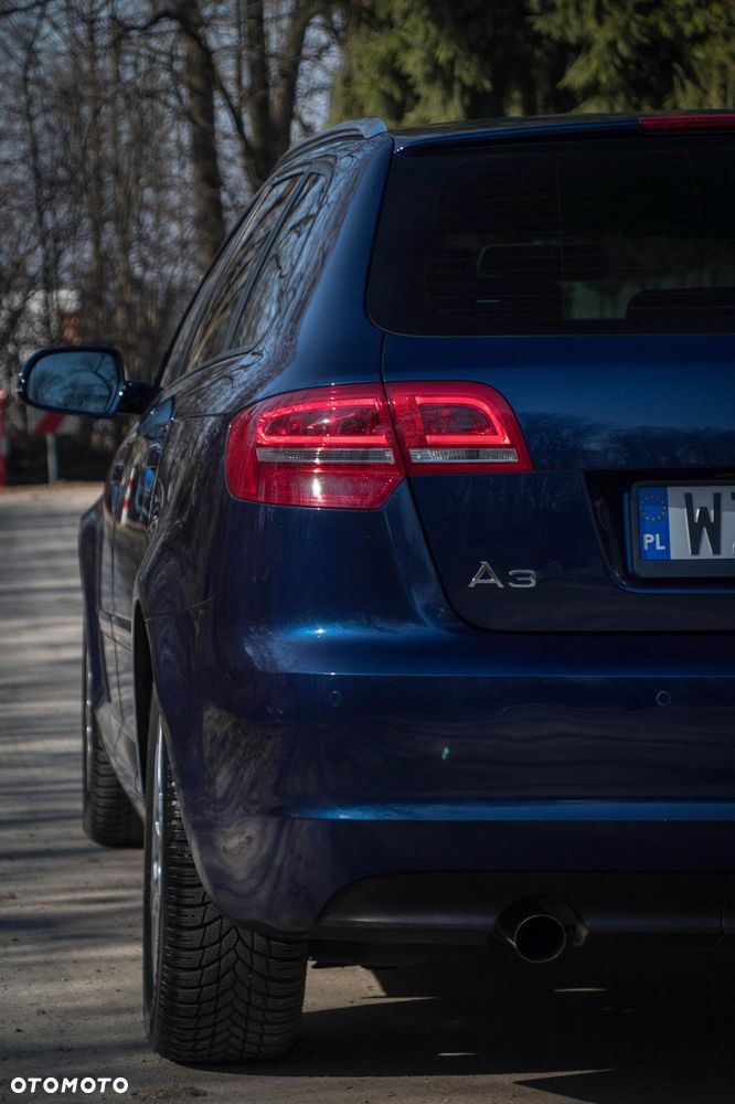 Audi A3 Sportback 2.0 TDI Ambition - 11