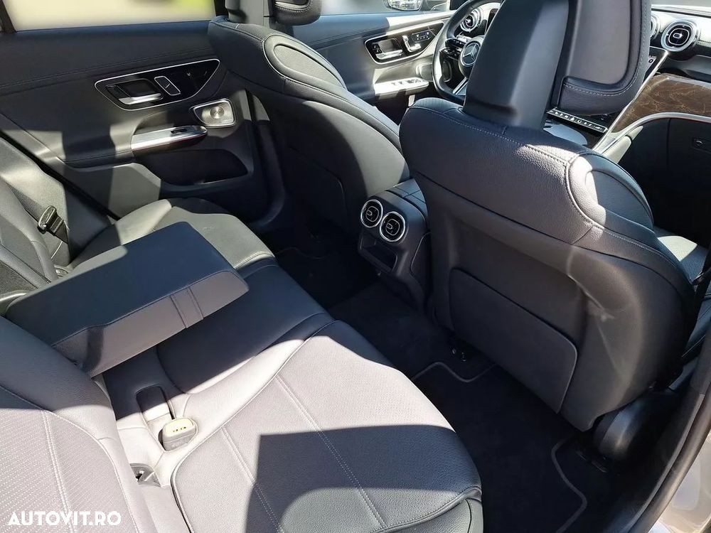 Mercedes-Benz GLC 300 e 4MATIC PHEV - 14