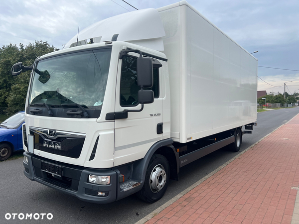 MAN TGL 12.220